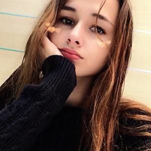 Meet your Posher, Melanie